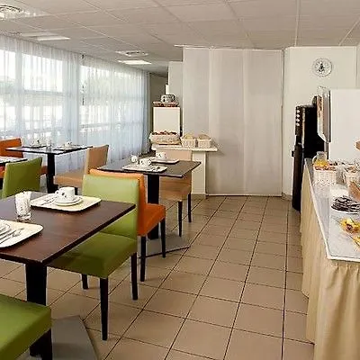 Appart'City Classic Antibes Aparthotel