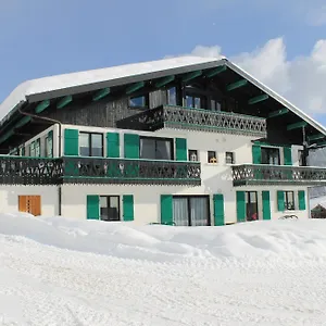 Fleur Des Alpes , Les Gets France