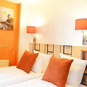 Malar 3*, Paris France